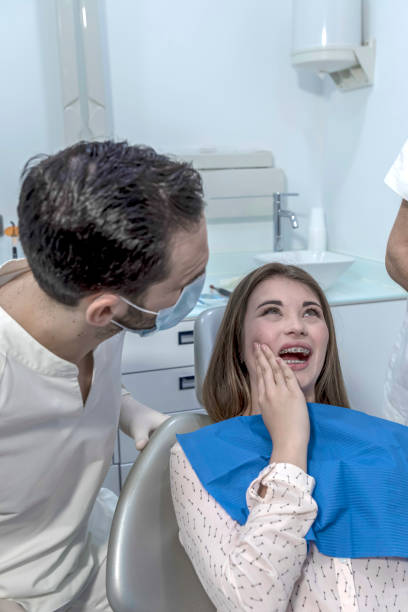 Best Emergency Tooth Extraction in Fenton, MO